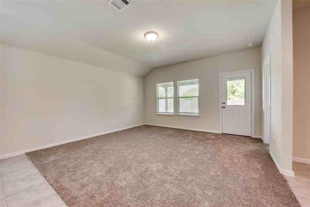 8816 Ring Gold Dr - Photo 7 of 20