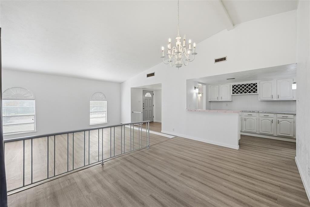 1519 Cherokee Trl - Photo 7 of 30