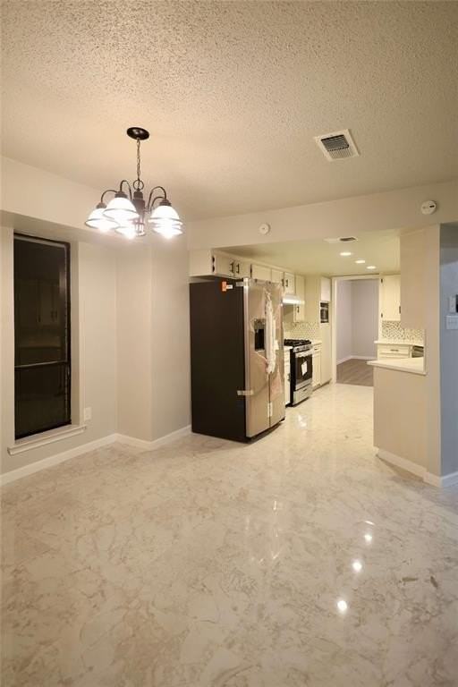 905 Pine Tree Ln - Photo 7 of 11