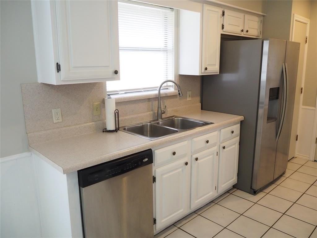 924 Summer Trl - Photo 6 of 25