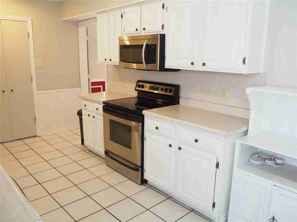 924 Summer Trl - Photo 7 of 25