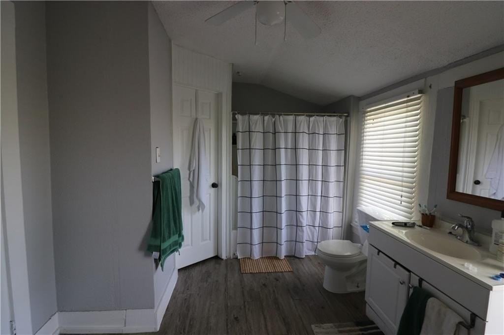 413 W Franklin St #3 - Photo 4 of 7