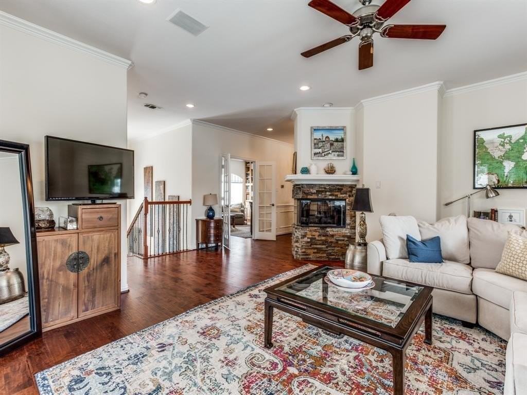 5735 Richmond Ave #J - Photo 4 of 24