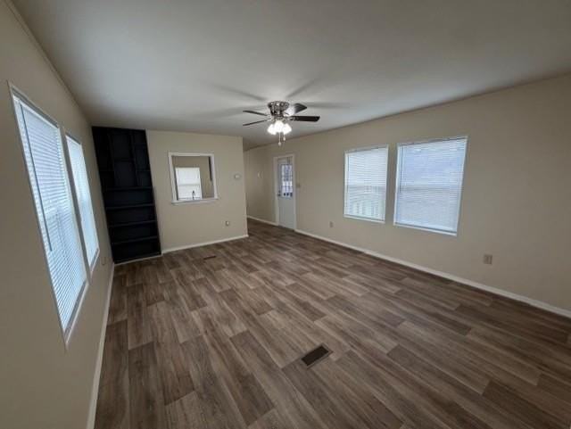 1811 Highland Cir - Photo 2 of 9