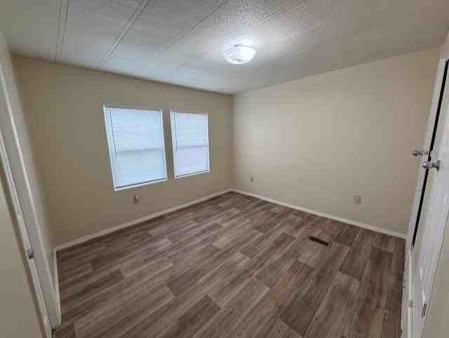 1811 Highland Cir - Photo 7 of 9