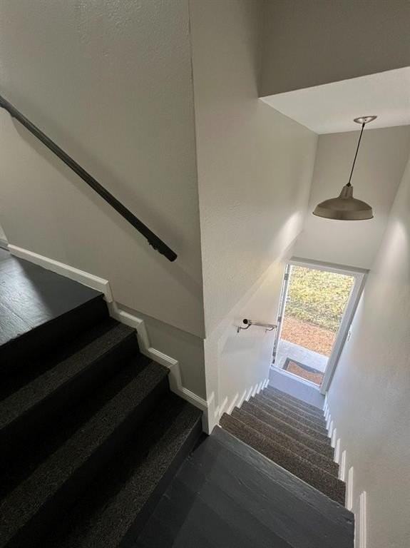 6200 Victor St #B - Photo 4 of 27