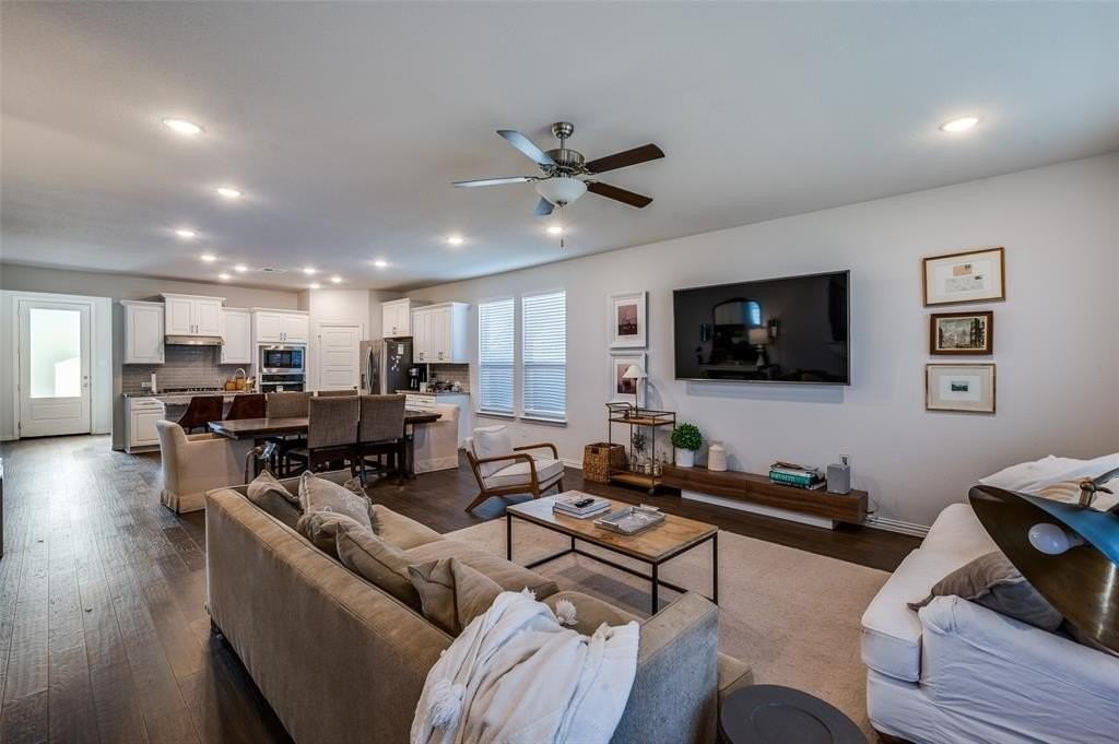 3305 Ironstone Rd - Photo 3 of 19