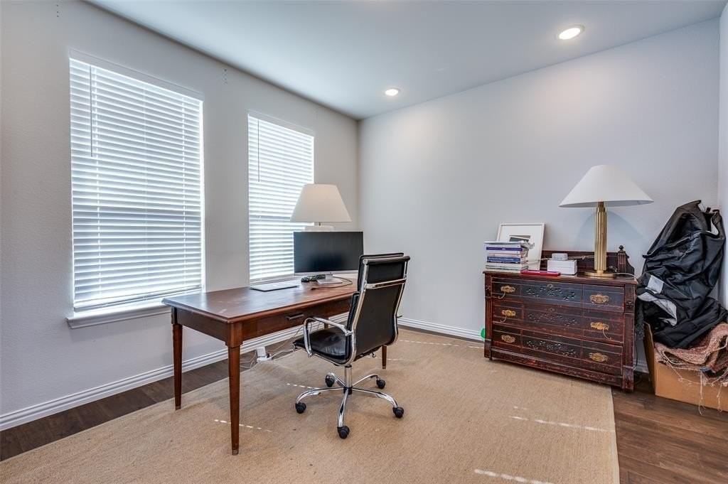 3305 Ironstone Rd - Photo 4 of 19