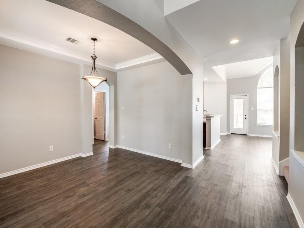 2313 Campfire Ln - Photo 5 of 25