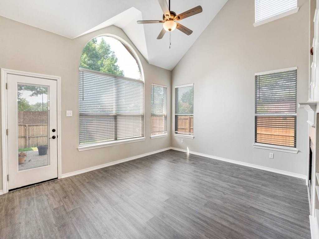 2313 Campfire Ln - Photo 6 of 25