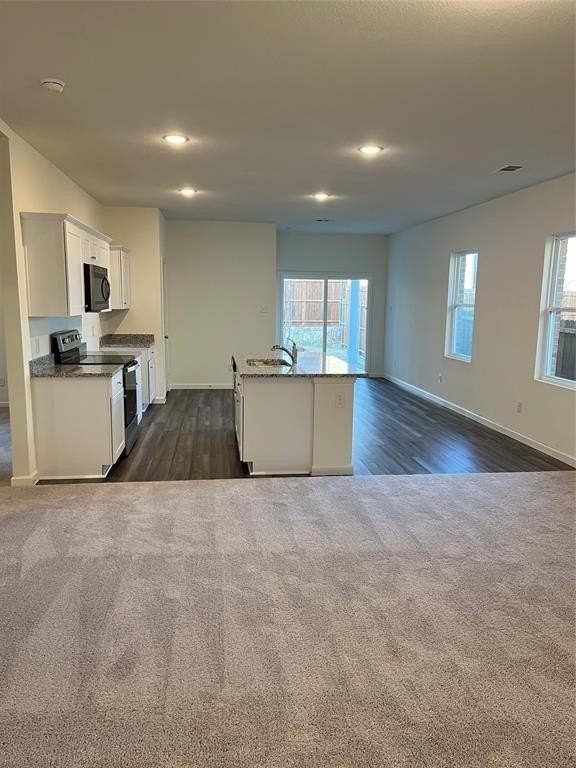 620 Delaware Ave - Photo 2 of 13