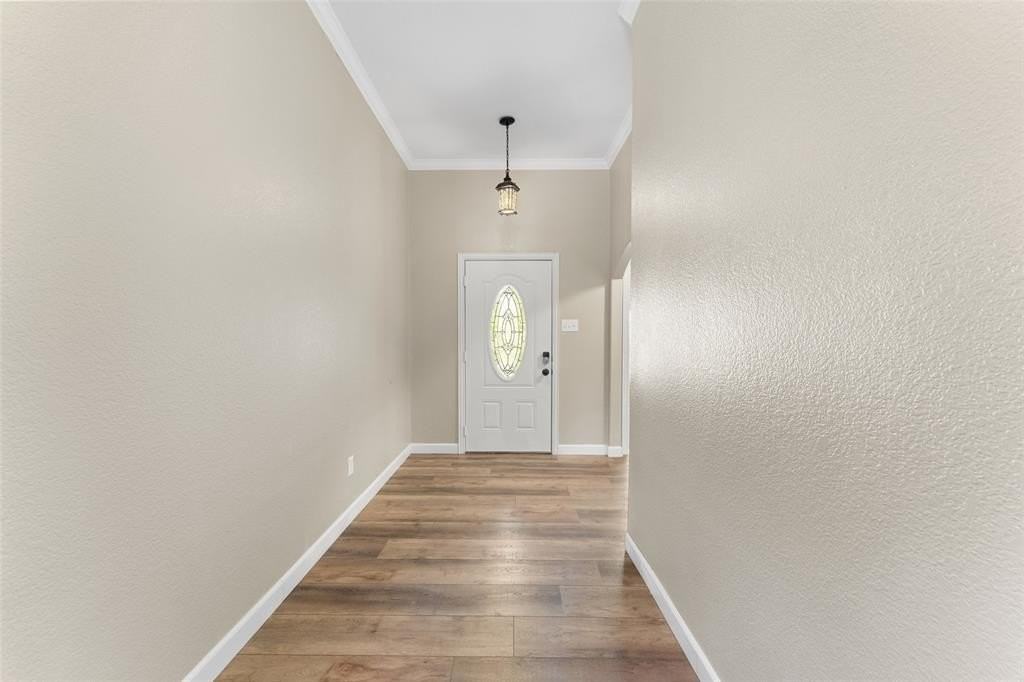 132 Birdsong Ln - Photo 4 of 32