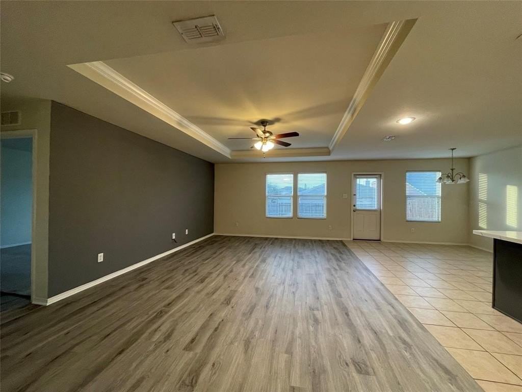 5817 Mountain Bluff Dr - Photo 6 of 35