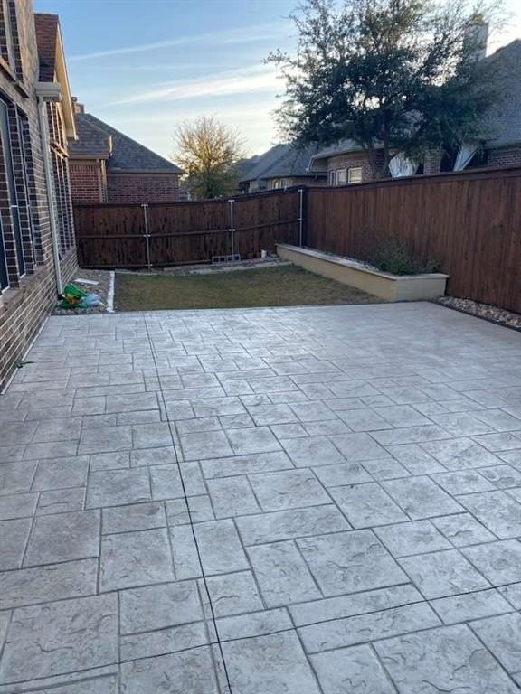 6120 Eldridge Ln - Photo 6 of 8