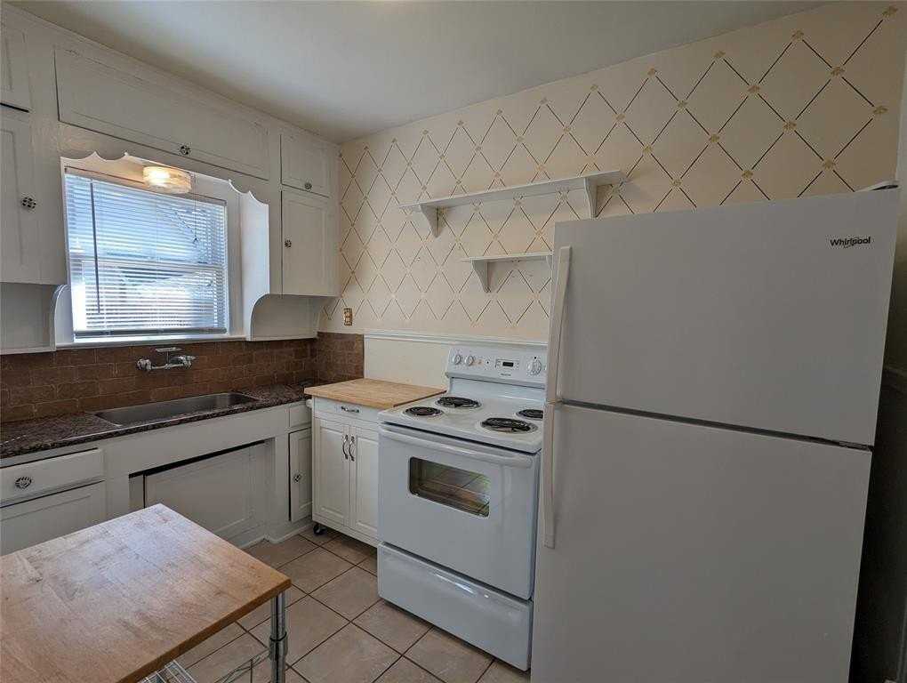 6330 Vickery Blvd - Photo 5 of 12