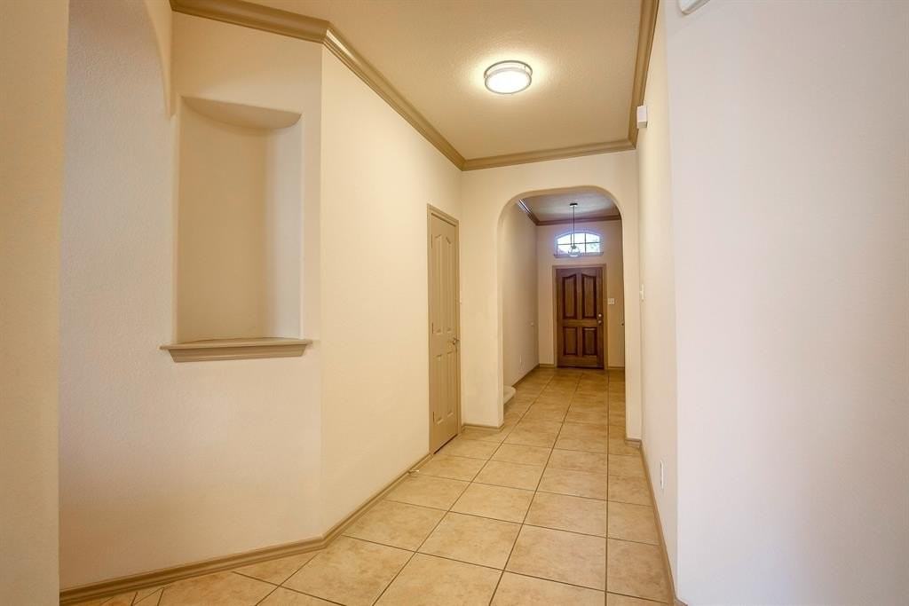 3217 Hornbeam St - Photo 7 of 39