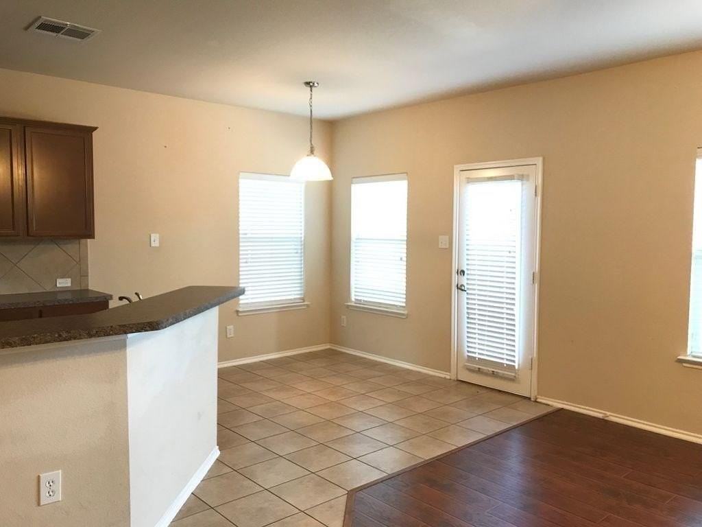 9801 Tyler Dr - Photo 3 of 18