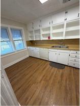 805 W Spring St - Photo 1 of 1