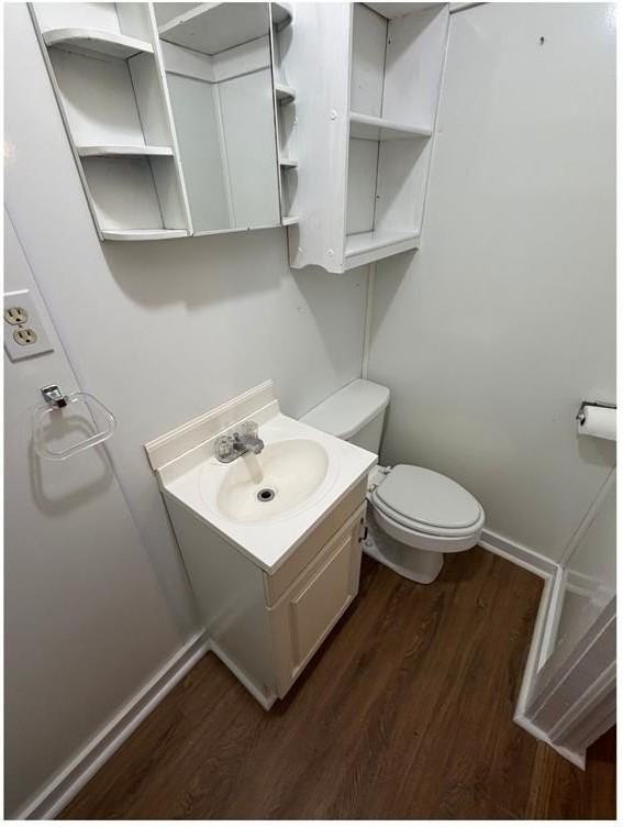 805 W Spring St - Photo 7 of 9