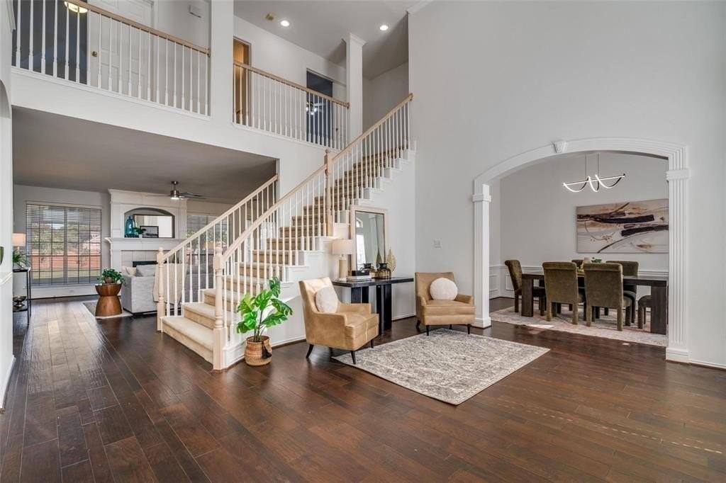 237 Mimosa Dr - Photo 6 of 21