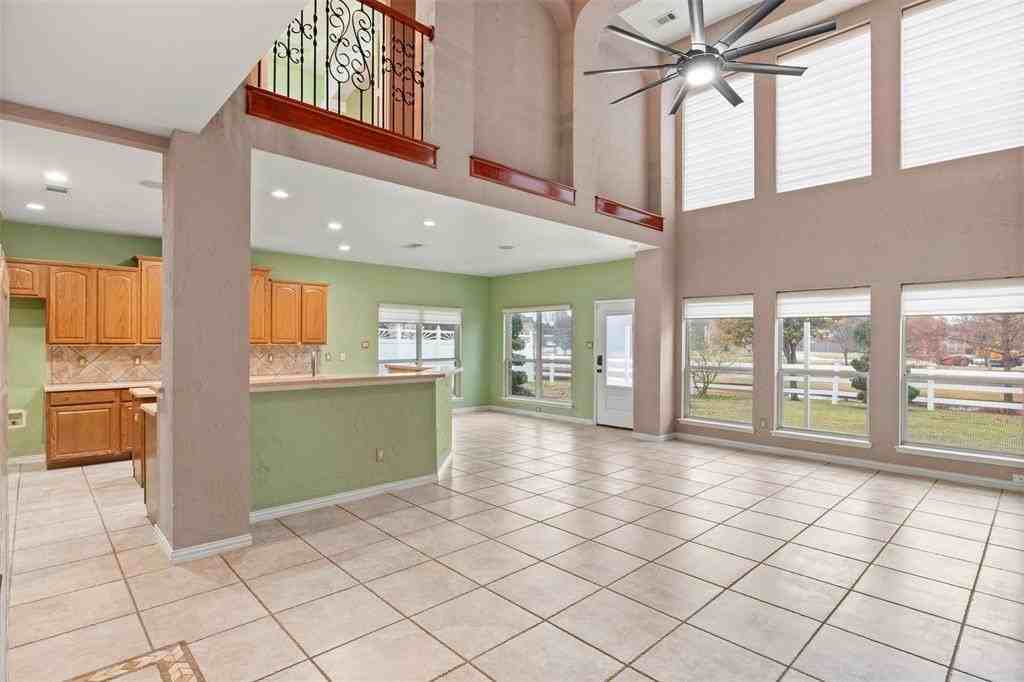 808 Sabona Dr - Photo 6 of 35