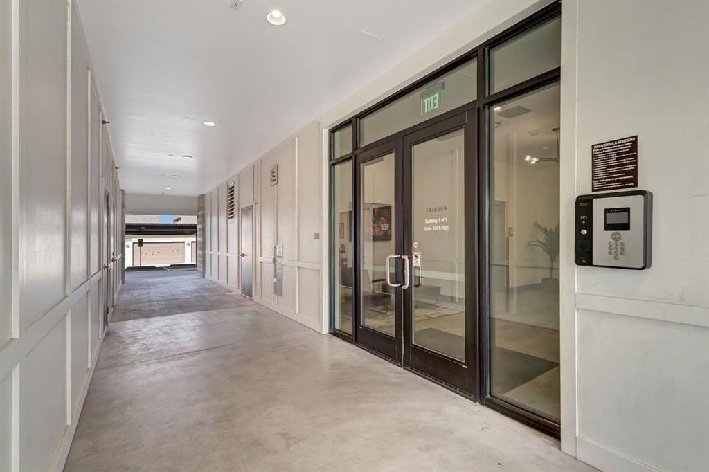 3517 Windhaven Pkwy #1308 - Photo 4 of 30