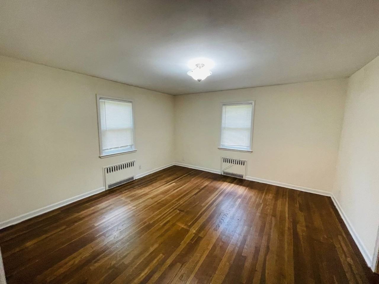 75 Elm Ave - Photo 6 of 13