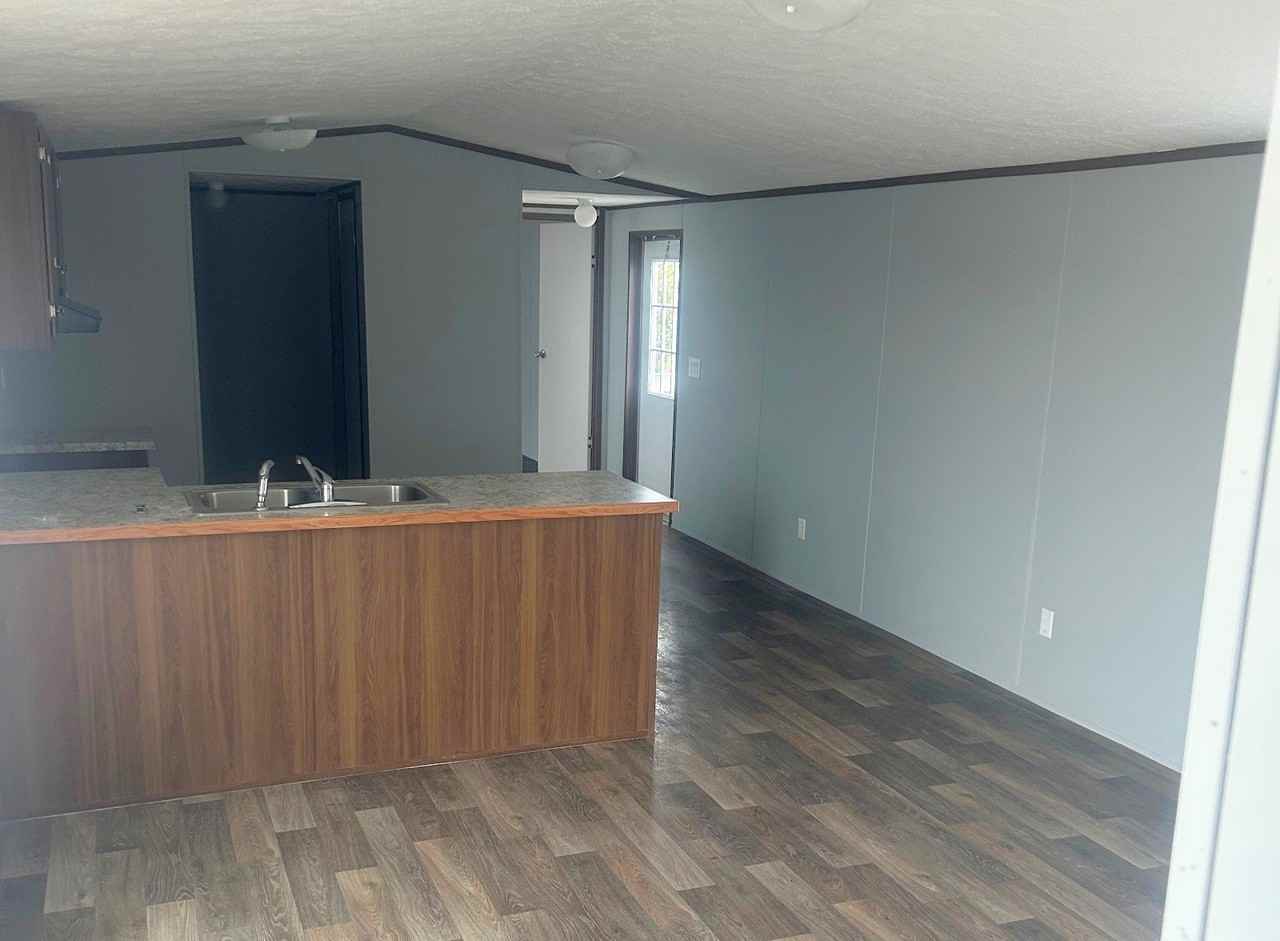 472 Milan Ave - Photo 2 of 4