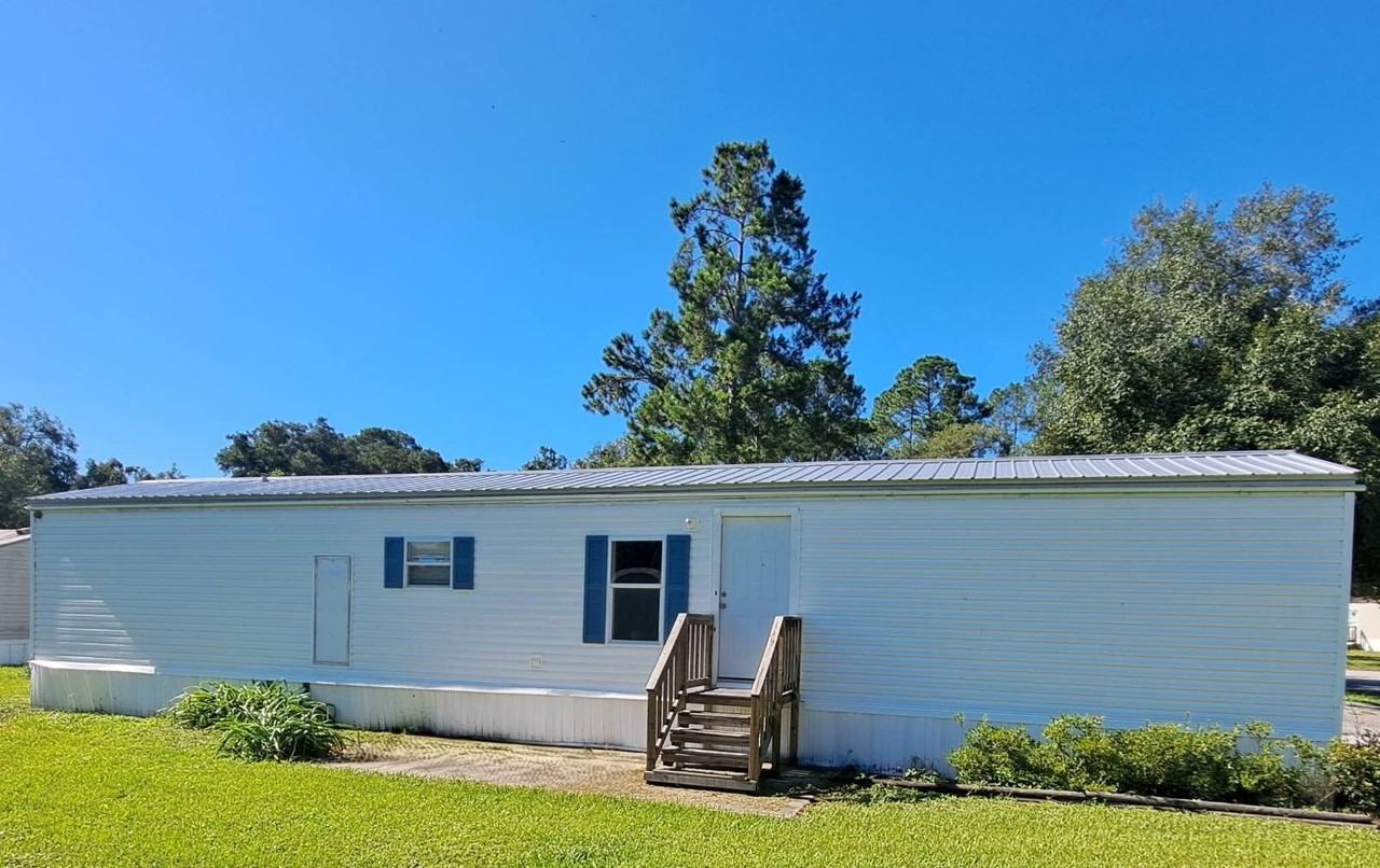 2421 Ne 55th Ter #PE85 - Photo 2 of 2