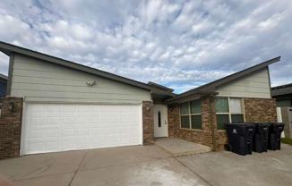 1217 Sw 18th St - Photo 1 of 1