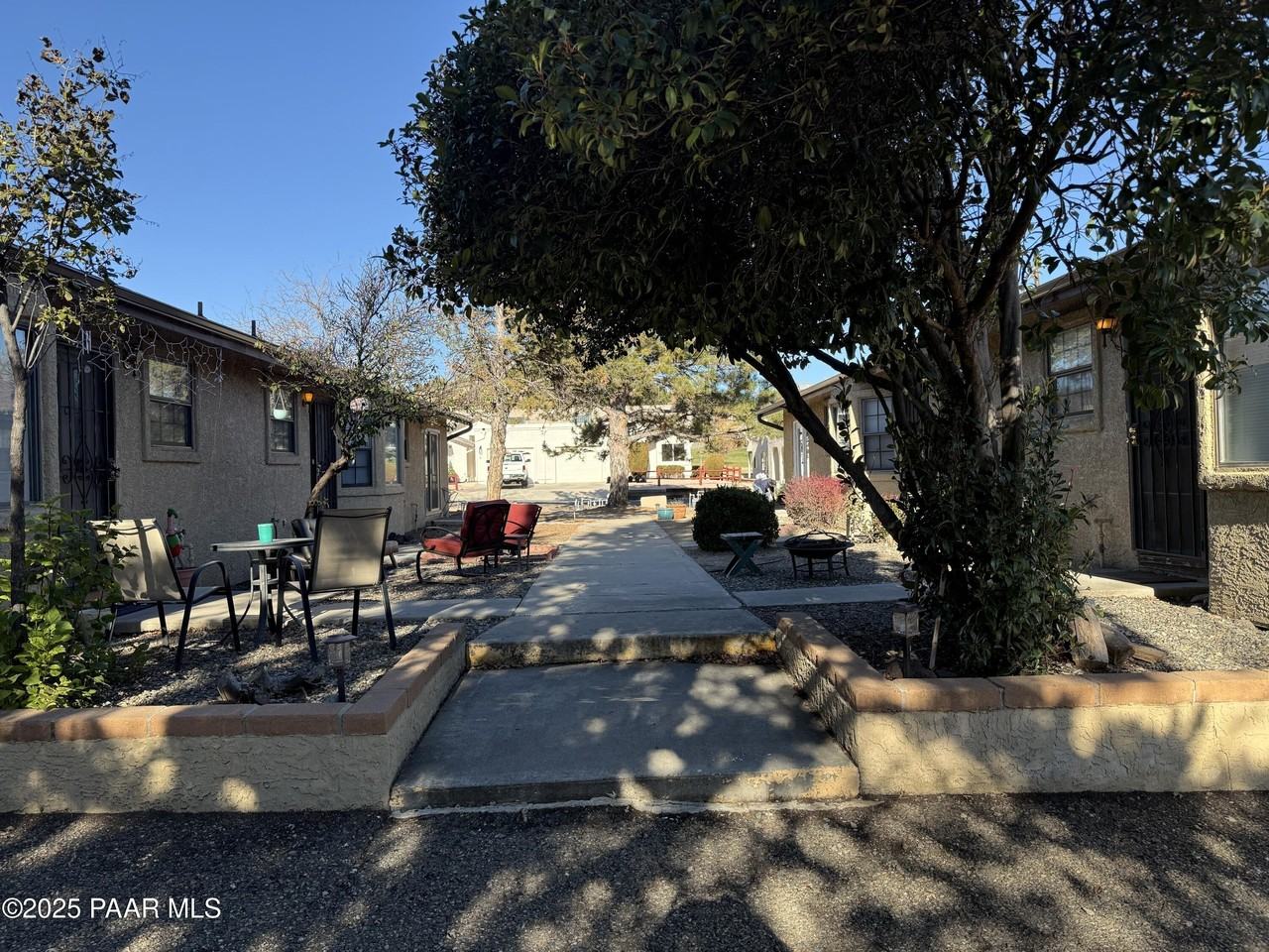 1283 N Tapadero Dr - Photo 5 of 7