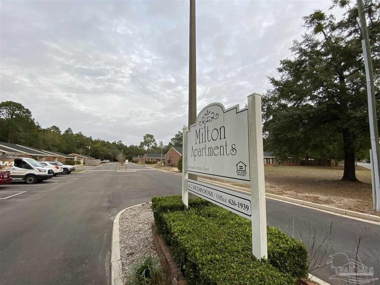 6288 Hamilton Bridge Rd #204 - Photo 4 of 24