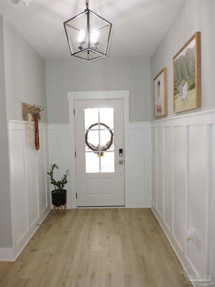 10612 Davenport Loop - Photo 2 of 41