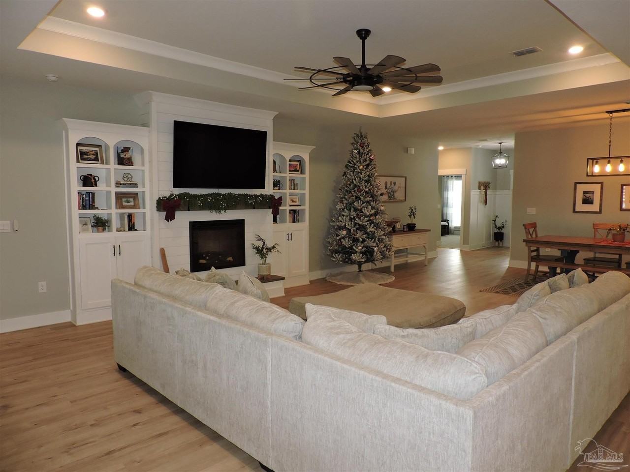 10612 Davenport Loop - Photo 6 of 41