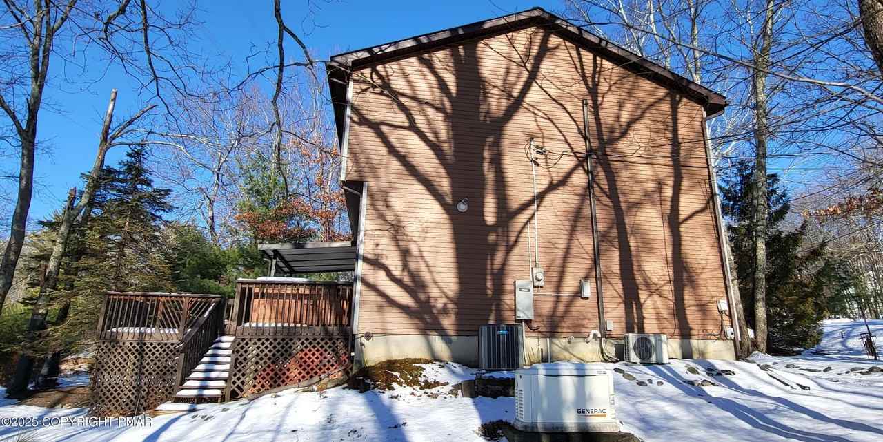 6116 Braintree Ct - Photo 4 of 50