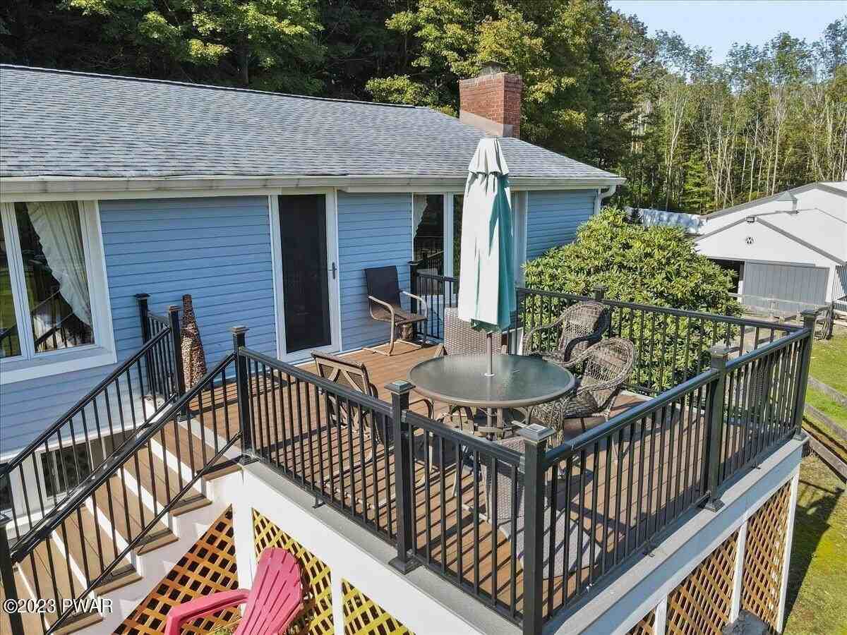 853D Spring Hill Rd - Photo 4 of 49