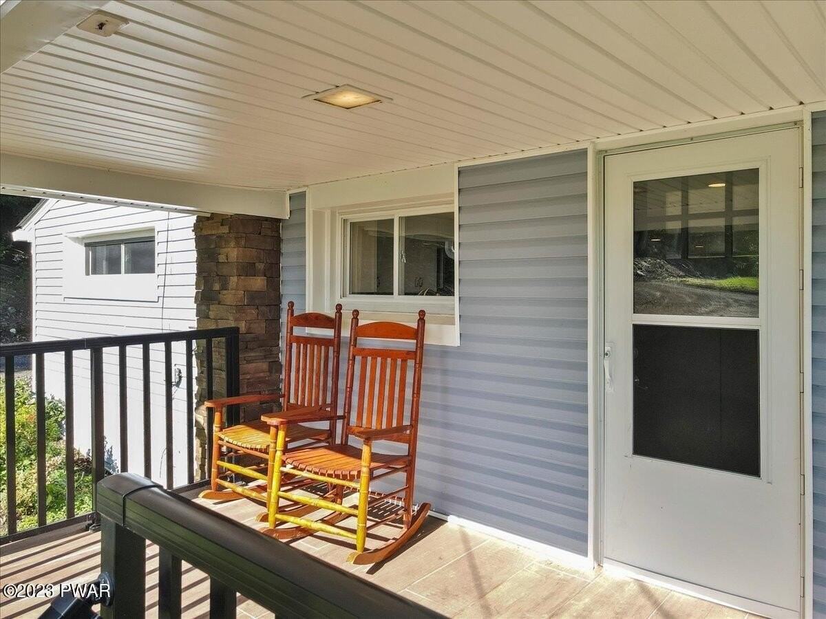 853D Spring Hill Rd - Photo 5 of 49