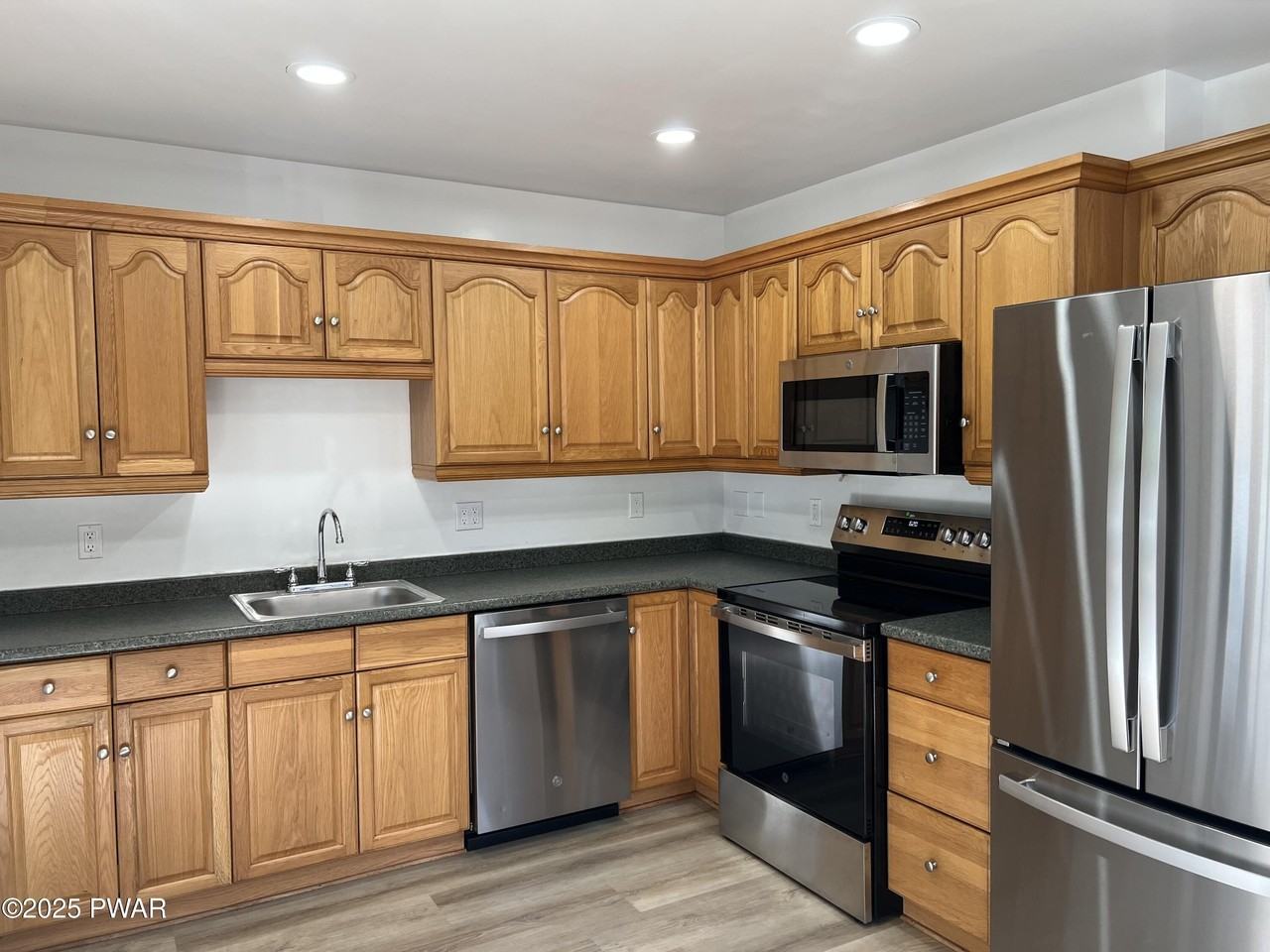 308 Bishop Ave Unit 308 #308B - Photo 2 of 14