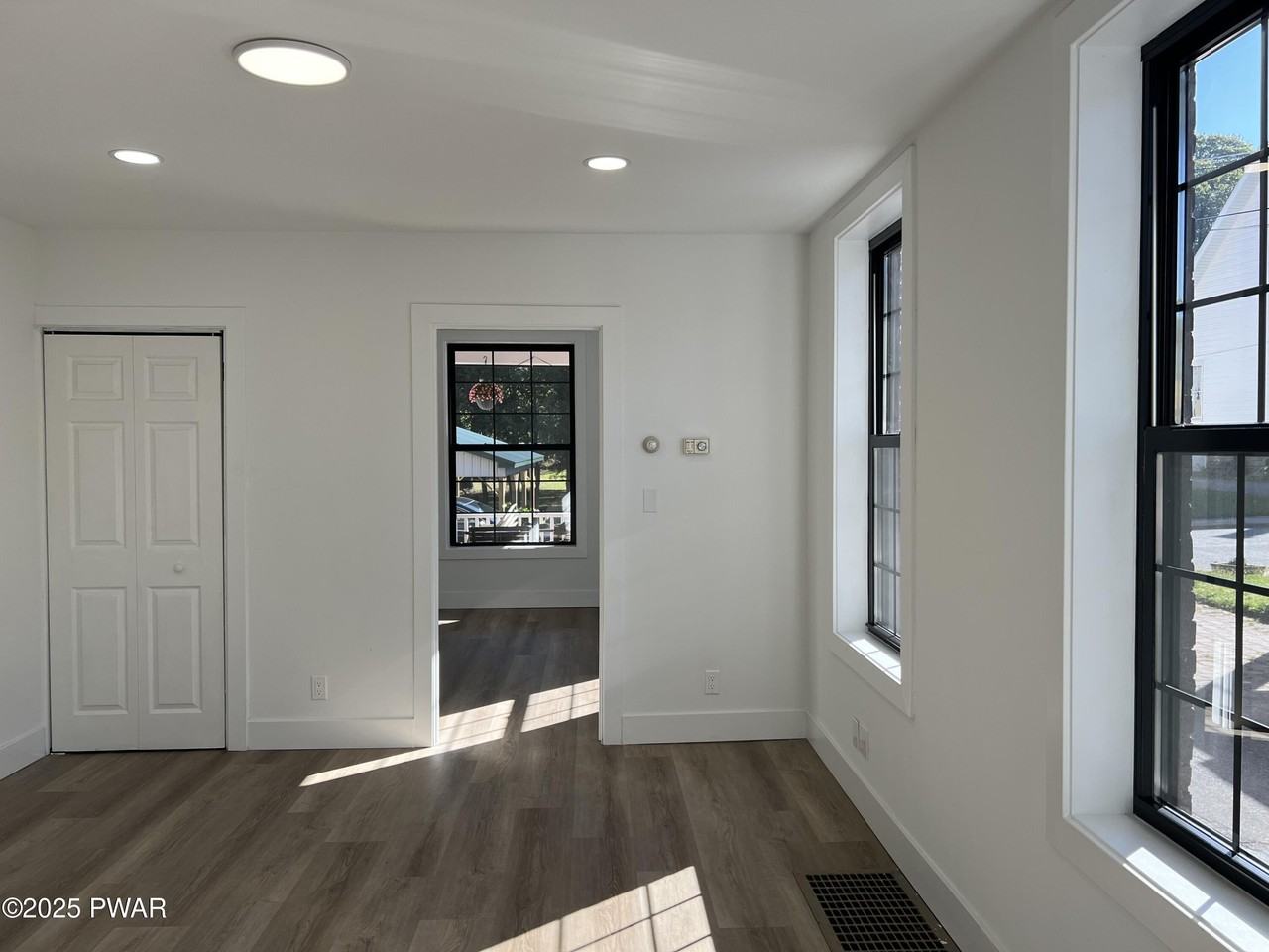 308 Bishop Ave Unit 308 #308B - Photo 4 of 14