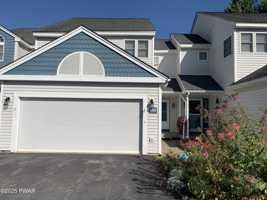 featured image of 4038 Somerset Ct