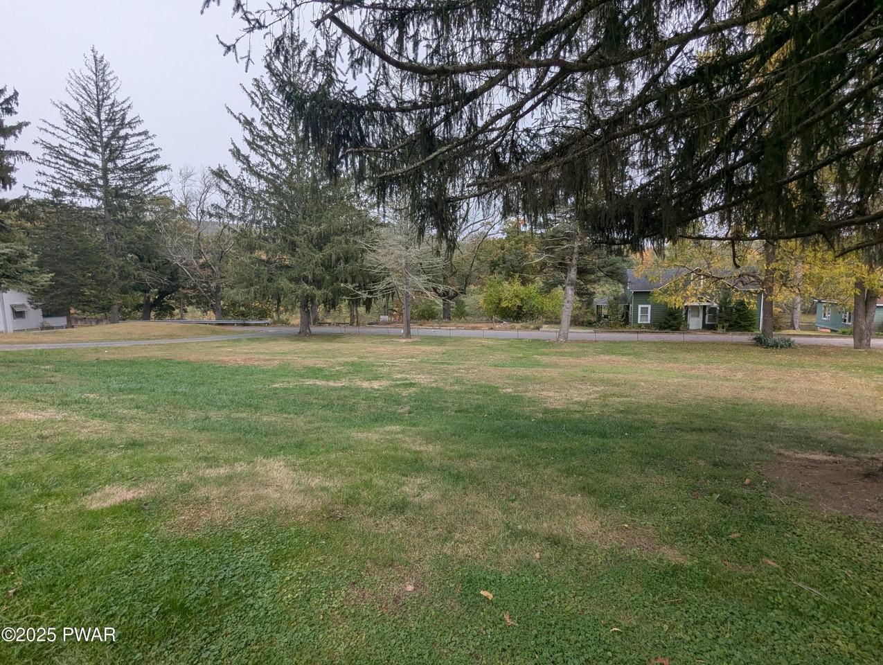 112A River Road - Photo 6 of 21