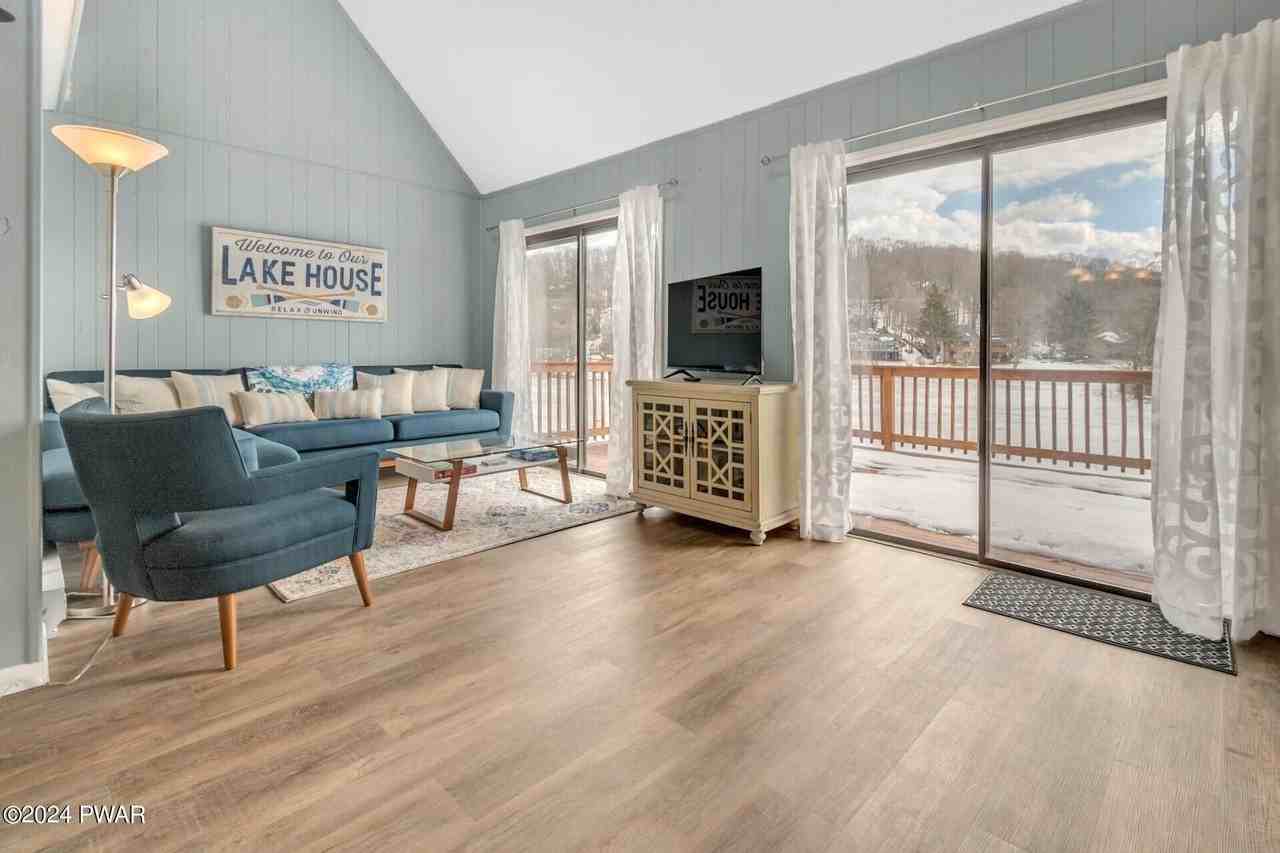 Tanglewood Ln - Photo 5 of 50