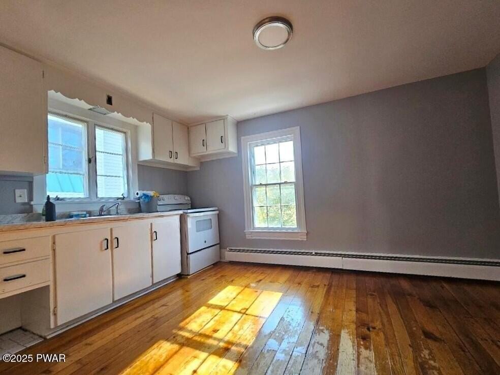 314 11th St - Photo 4 of 15