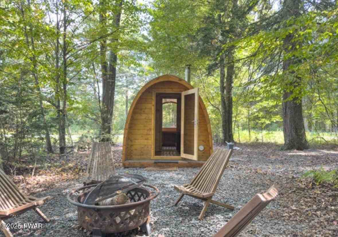 153 Hatton Rd - Photo 3 of 28