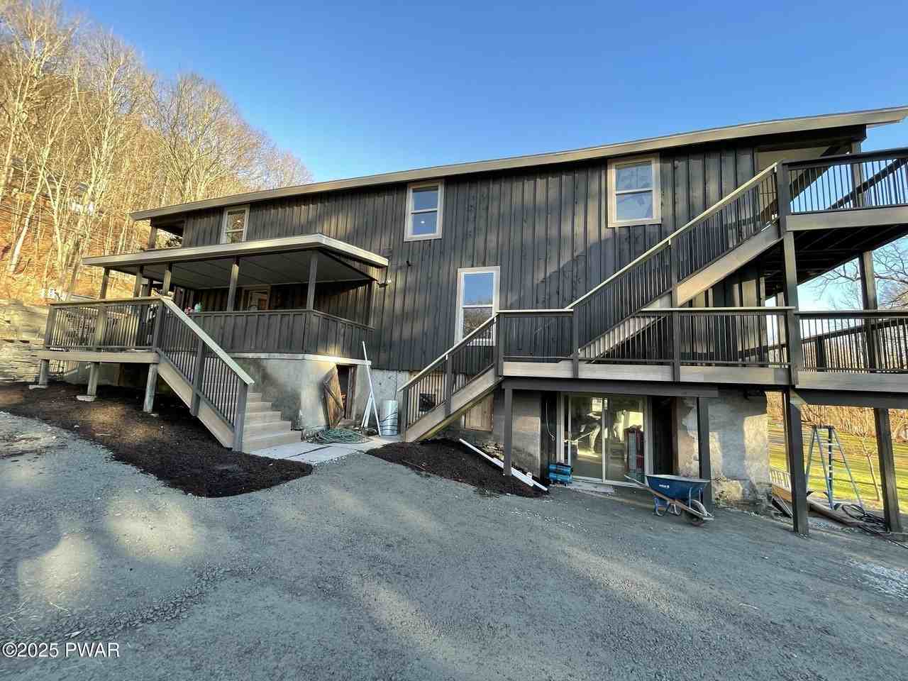 628 Hudson St Unit 1 #1 - Photo 2 of 22