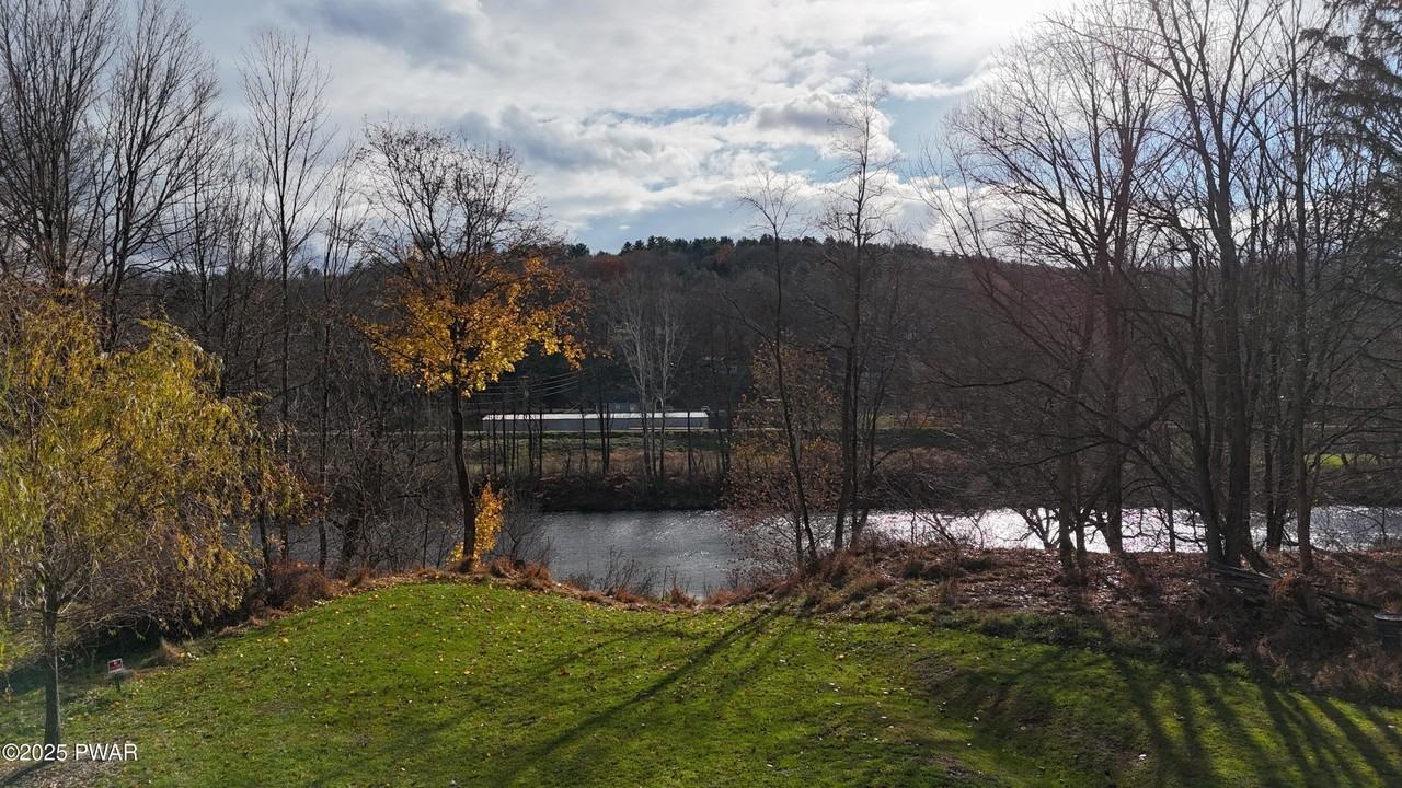 628 Hudson St Unit 1 #1 - Photo 3 of 22