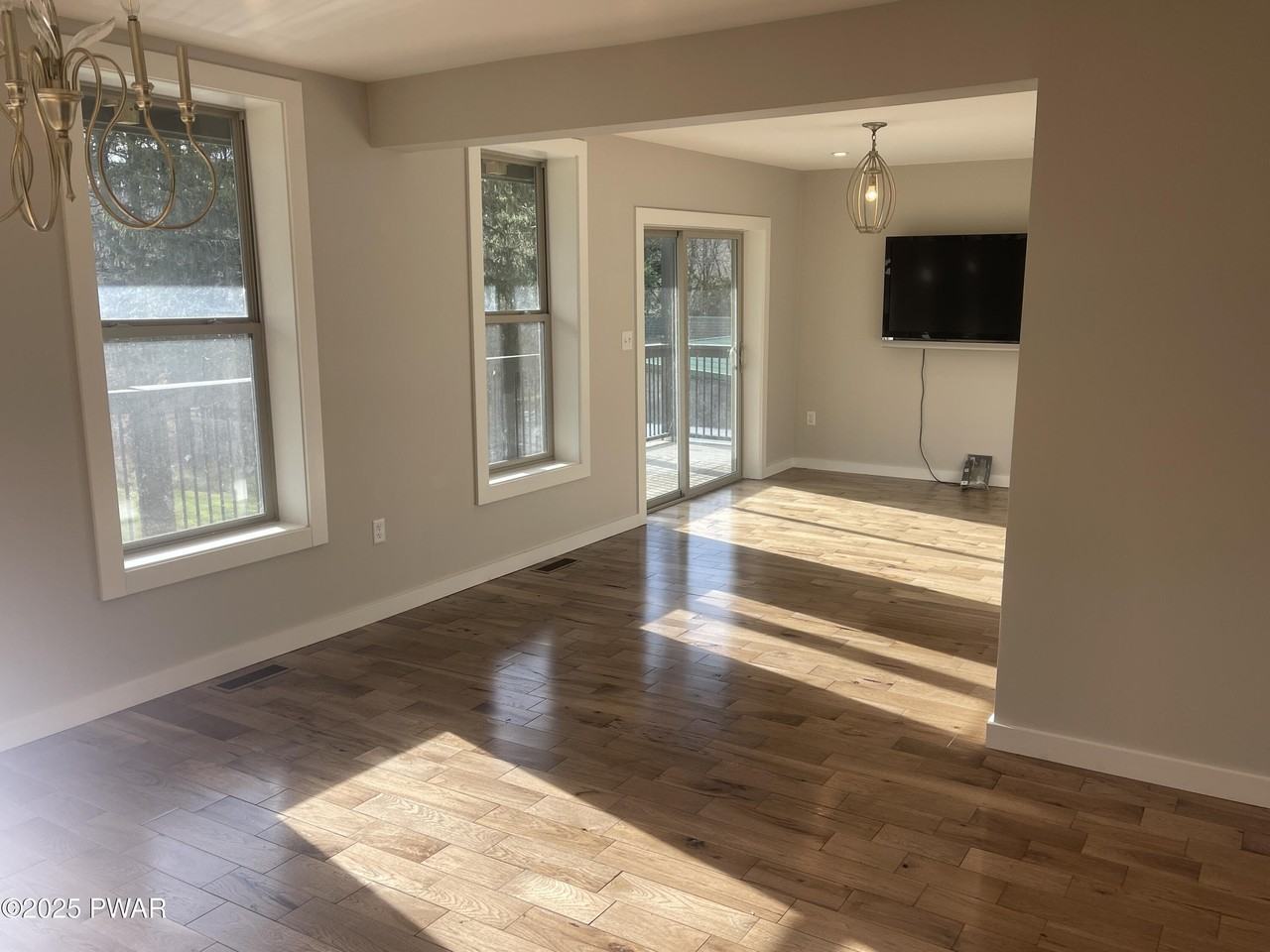 628 Hudson St Unit 1 #1 - Photo 4 of 22