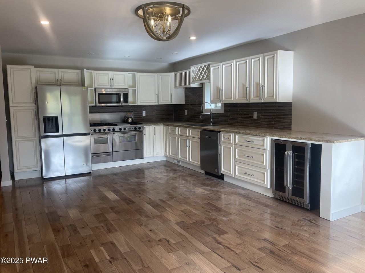 628 Hudson St Unit 1 #1 - Photo 7 of 22