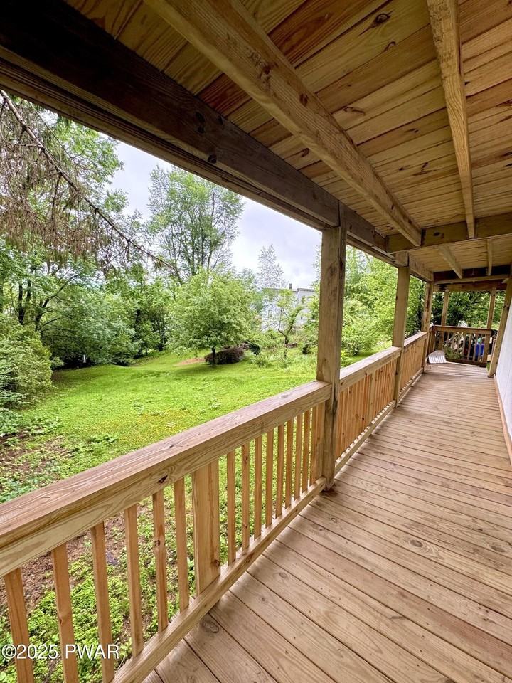 742 Delaware St - Photo 2 of 8