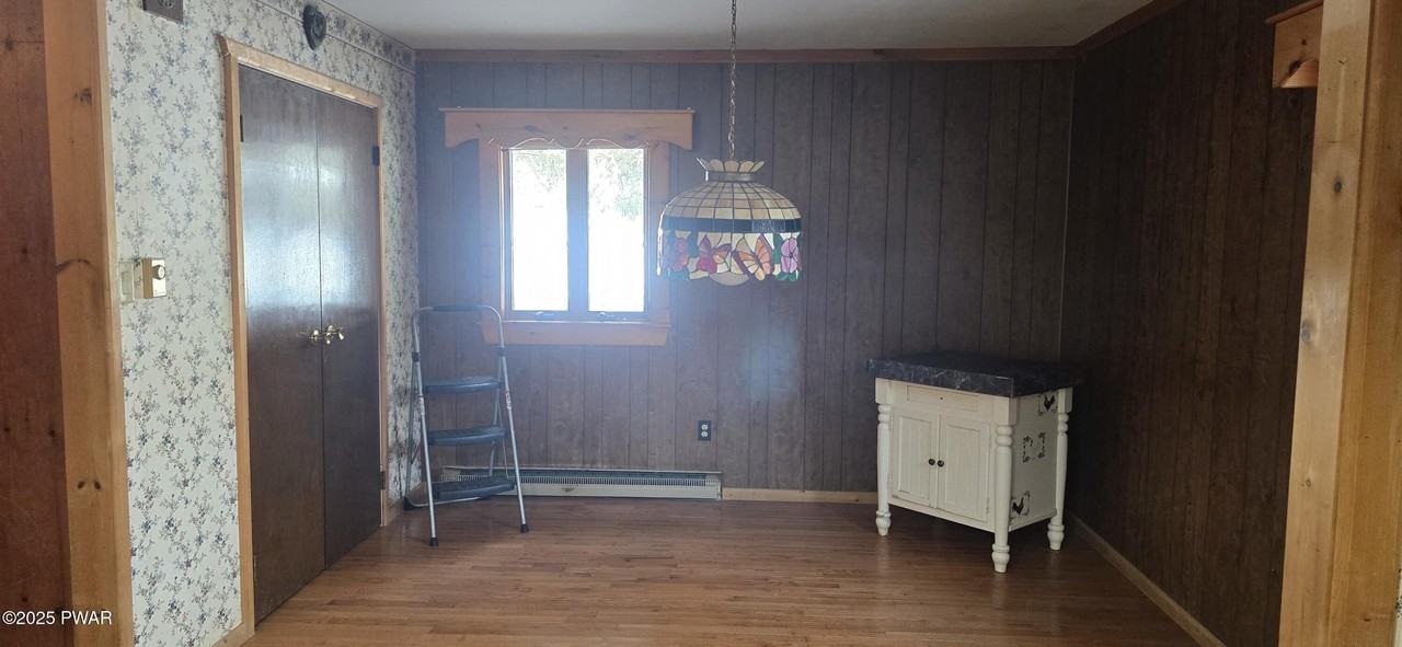 9 Barn Rd - Photo 4 of 27